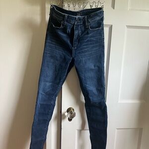 Women’s Blue Jeans